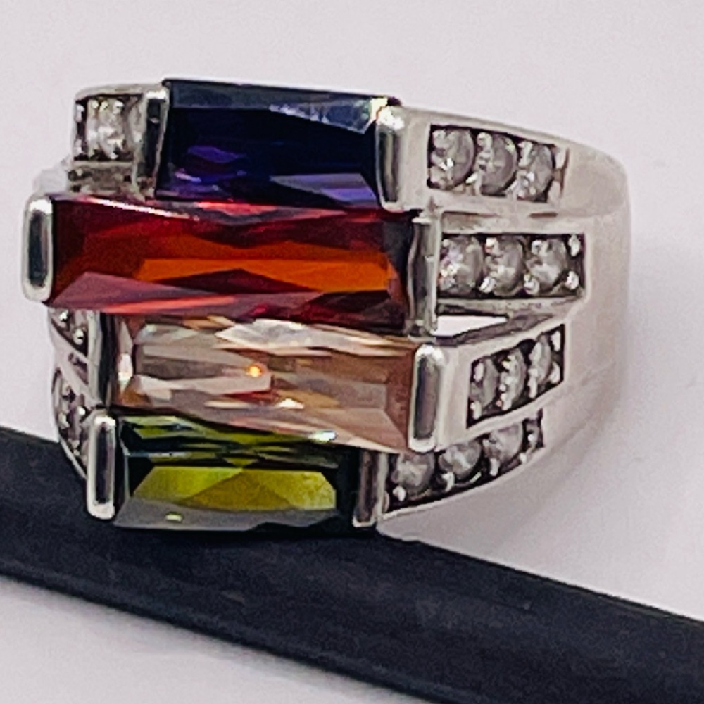 Sterling Silver Dark
Multi-Color Ring
DARK MULTI 4 STONE STACKED Ring